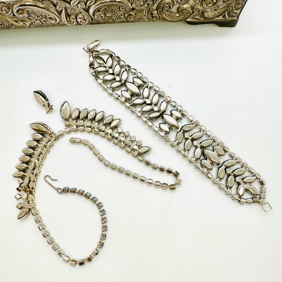 Vintage Blue Rhinestone Bracelet Set - Picture 6 of 15